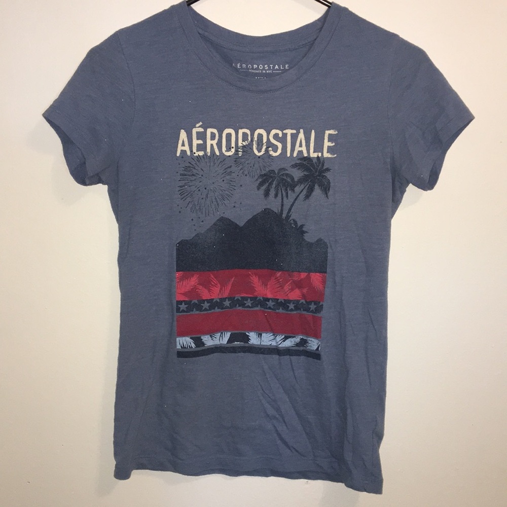 I am selling a tee shirt